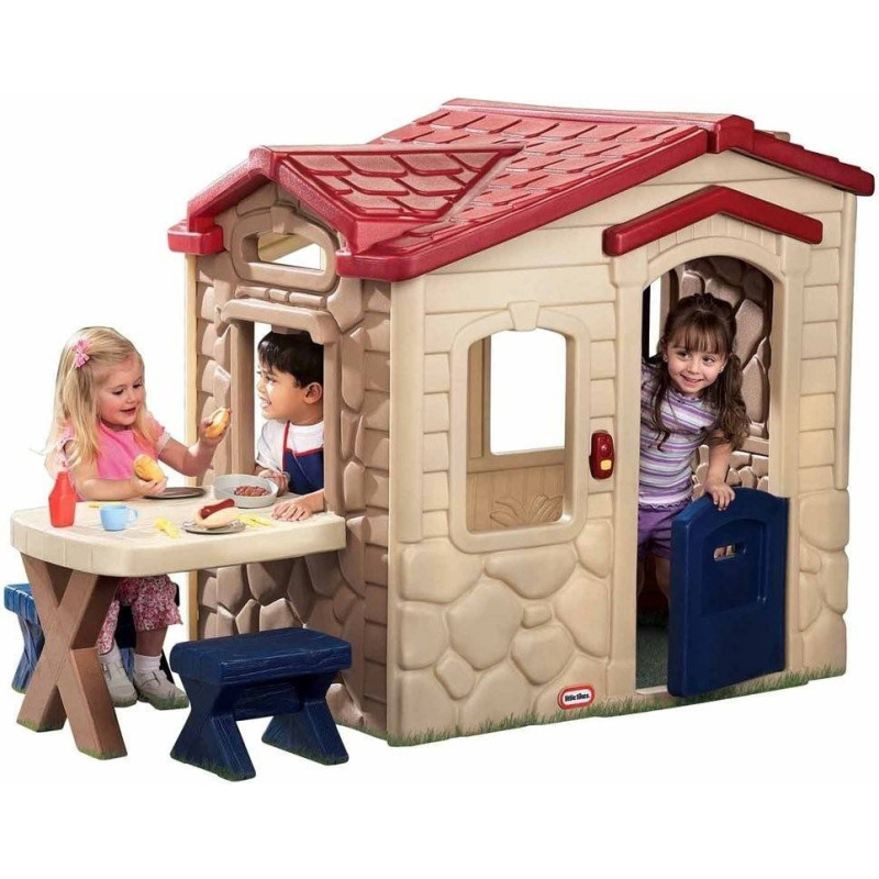 Little Tikes Picnic on the Patio Playhouse