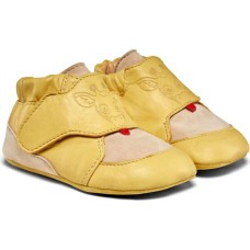 Affenzahn esimesed jalatsid